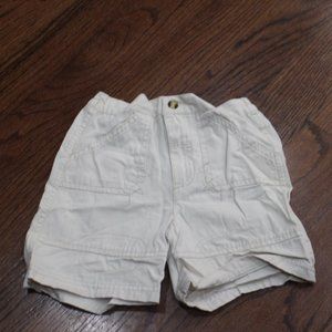 LIKE NEW! OFF WHITE SHORTS SZ 4 KIDS